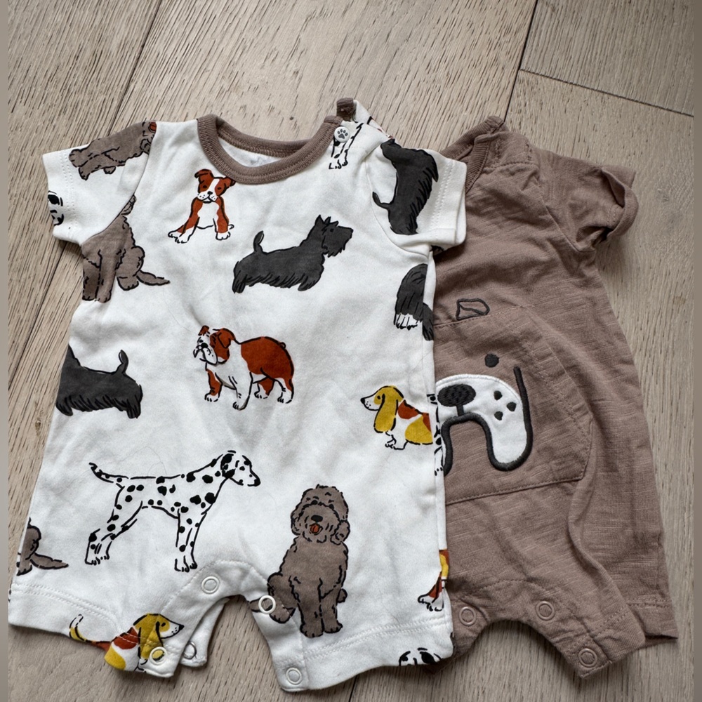 Mac & Moon dog Print Baby Rompers